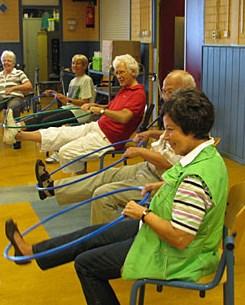 Toelichting activiteiten - MUZIEKOPTREDEN biedt het gehele jaar door een gevarieerd muziekprogramma: van Nederlandstalig tot klassieke muziek.