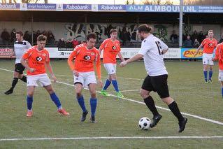 Kennith Kops 0 2 Opstelling Sleeuwijk: Martijn Verhoeven, Jacco de Haas, anilo Kros, Remko Viveen, Jimmy van de Koppel, Akram Mohamed, Barry Ruitenberg, Marnik Koekkoek (74.