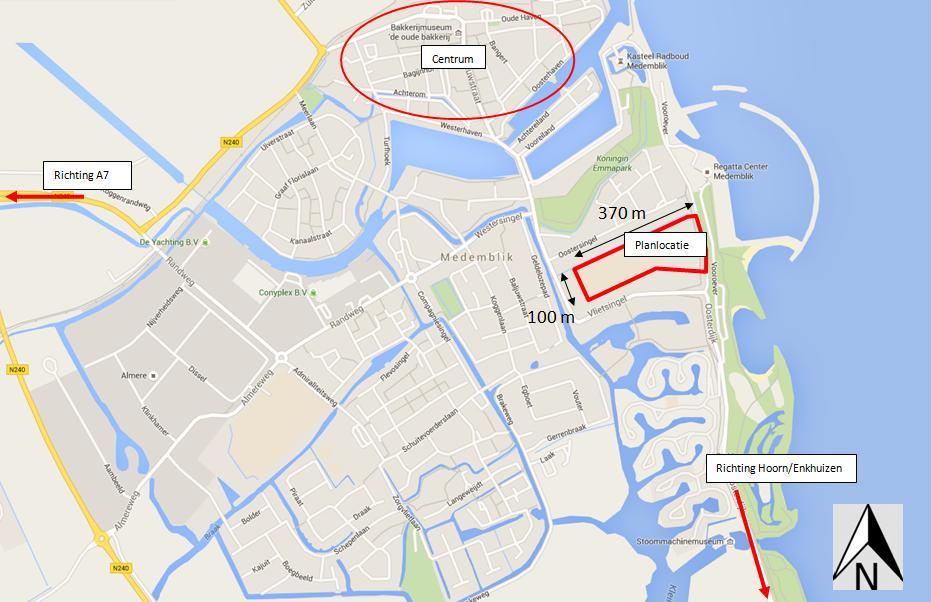 2 HUIDIGE SITUATIE 2.1 Projectgebied De planlocatie betreft het plangebied DEK-terrein. Het DEK-terrein wordt gekenmerkt door de ligging tussen de oude stadkern en de IJsselmeerkust.