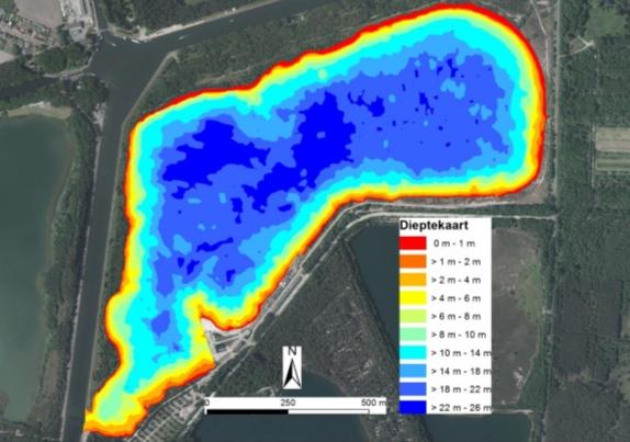 Materialen en methode. Onderzoeksgebied Het onderzoeksgebied betreft de Kanaalplas De Maat, een voormalige zandwinput in de provincie Antwerpen (figuur.).