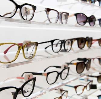 Als dé specialist op het gebied van multifocale brillenglazen en met diverse oogspecialisten en keurings- artsen in huis, bent u bij De Hesse Optiek & Oogzorg aan het juiste adres.