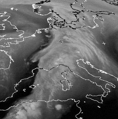 5 Waterdampstructuren 5.1 Inleiding In paragraaf 3.4.3 en 3.5.5 is reeds kort ingegaan op de toepassing van WV-beelden in de meteorologie.