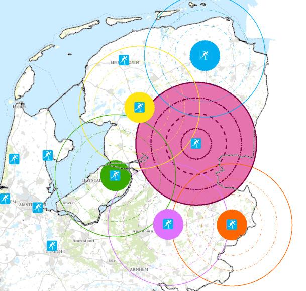 Mulier gaat uit van een rekenkundig gemiddelde van de drie methoden en raamt het aantal bezoekers op 177.500 per jaar. 9.3 Schaatspotentie Hoogeveen e.o. Door het Mulier Instituut is naast de bezoekersaantallen ook onderzoek gedaan naar de attitude van de bevolking in Hoogeveen e.