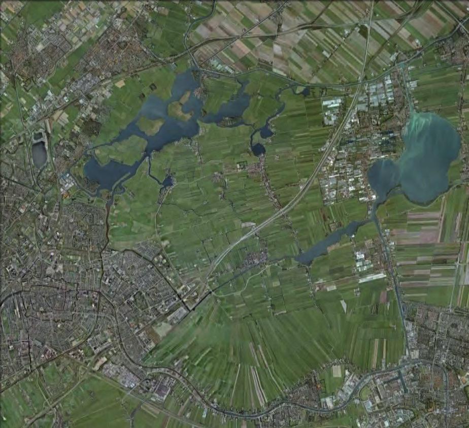 Haarlemmermeer * Moppemolen * Blauwe molen * Dekkermolen Leiden Alphen aan den Rijn Luchtfoto van Kaag en Braassem en omgeving Locatie