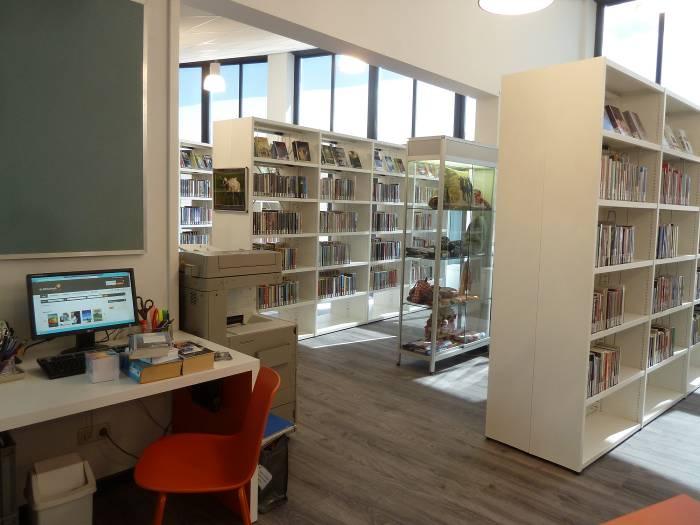 Bibliotheek Baarlo. Begin 2015 verhuisde de Bibliotheek Baarlo naar De Engelbewaarder.