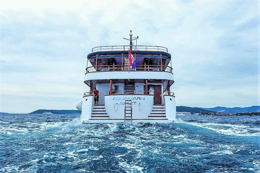 Yacht Nergens in de Adriatische Zee zijn er zoveel eilanden, baaien, inhammen, pittoreske stranden en