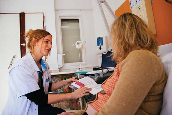 WAAR MOET U REKENING MEE HOUDEN? Deelnemen aan een klinische studie betekent dat u gedurende enkele dagen in het ziekenhuis moet verblijven en/of regelmatig naar het ziekenhuis moet komen.