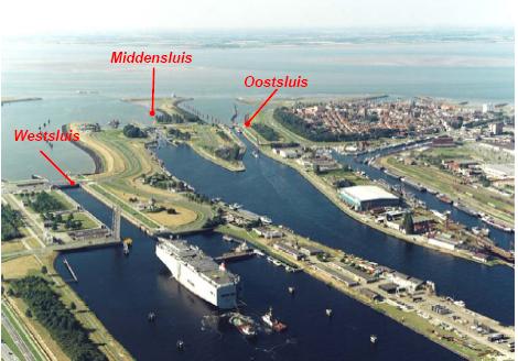 50/397 22/000862 Figuur 2: Overzicht Sluizencomplex Terneuzen Het kanaal wordt gebruikt door zowel de zeevaart als de binnenvaart.