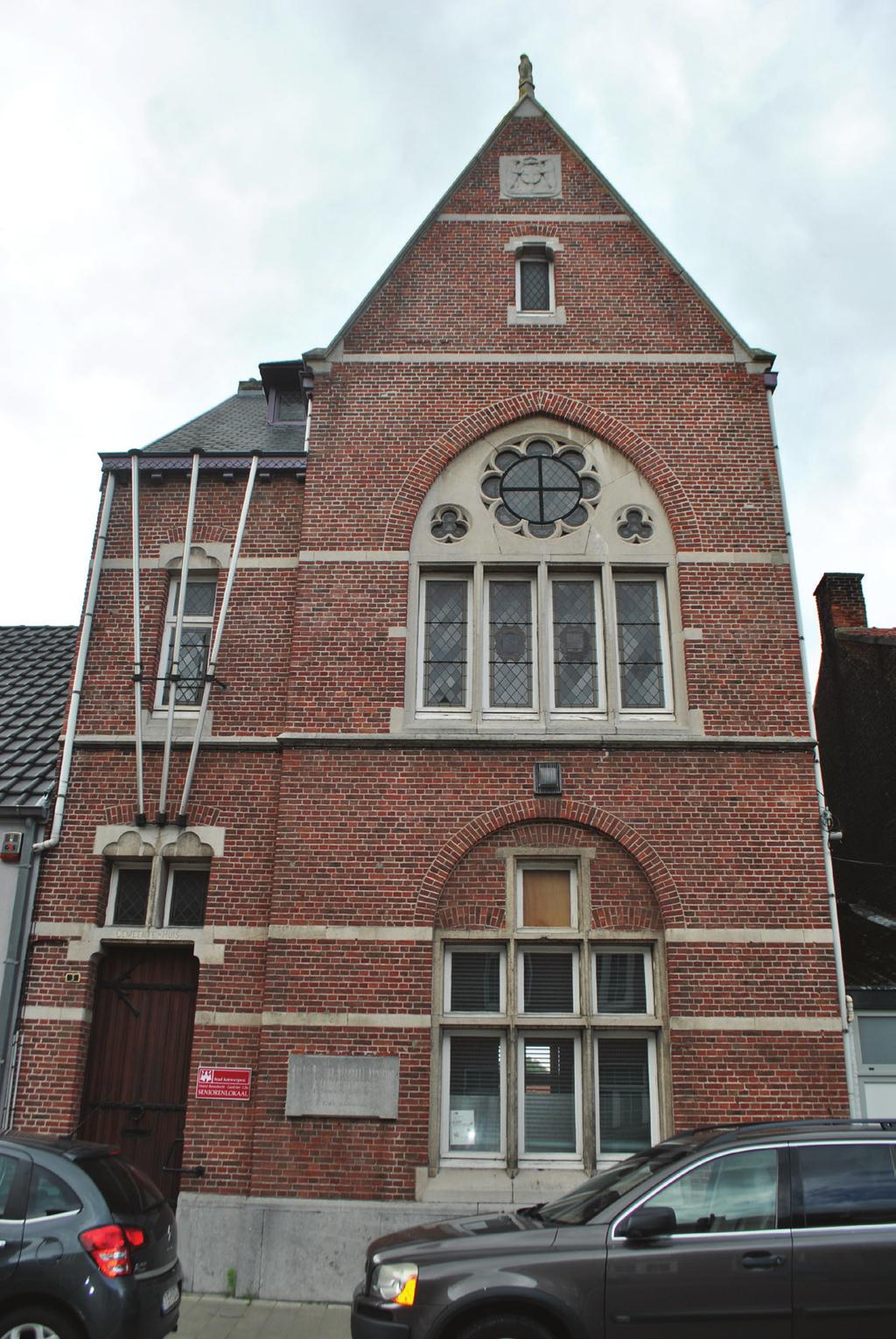 In het centrum van Berendrecht staan mooie oude huizen. Het zonet vernieuwde Solftplein is het centrum van Berendrecht.