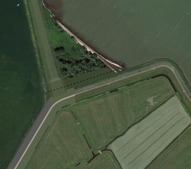 5.4.7 De hoekpunten van Marken Aansluiting Bukdijk De ringdijk krijgt continuïteit door de as van de westkade aan te sluiten op de as van de noordkade.