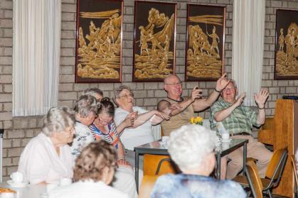 Tot onze spijt is hij tijdens het afgelopen pastorale jaar wegens ziekte uitgevallen. Paulien van Bohemen heeft hem zo veel als mogelijk, naast haar andere taken, vervangen.