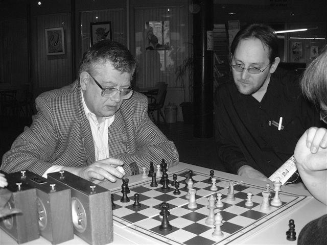 1971 ausgewählt und kommentiert (Walter Rau Verlag, Düsseldorf, 1972) FMS = Andy Soltis: Frank Marshall, United States chess champion (McFarland & Company, Inc.