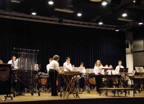 De aanwezige ensembles waren de Koninklijke Fanfare Kempenbloei Aachel o.l.v. L Camp, Percussion ensemble Weert en onze Drumband beiden o.l.v. Etienne Houben.