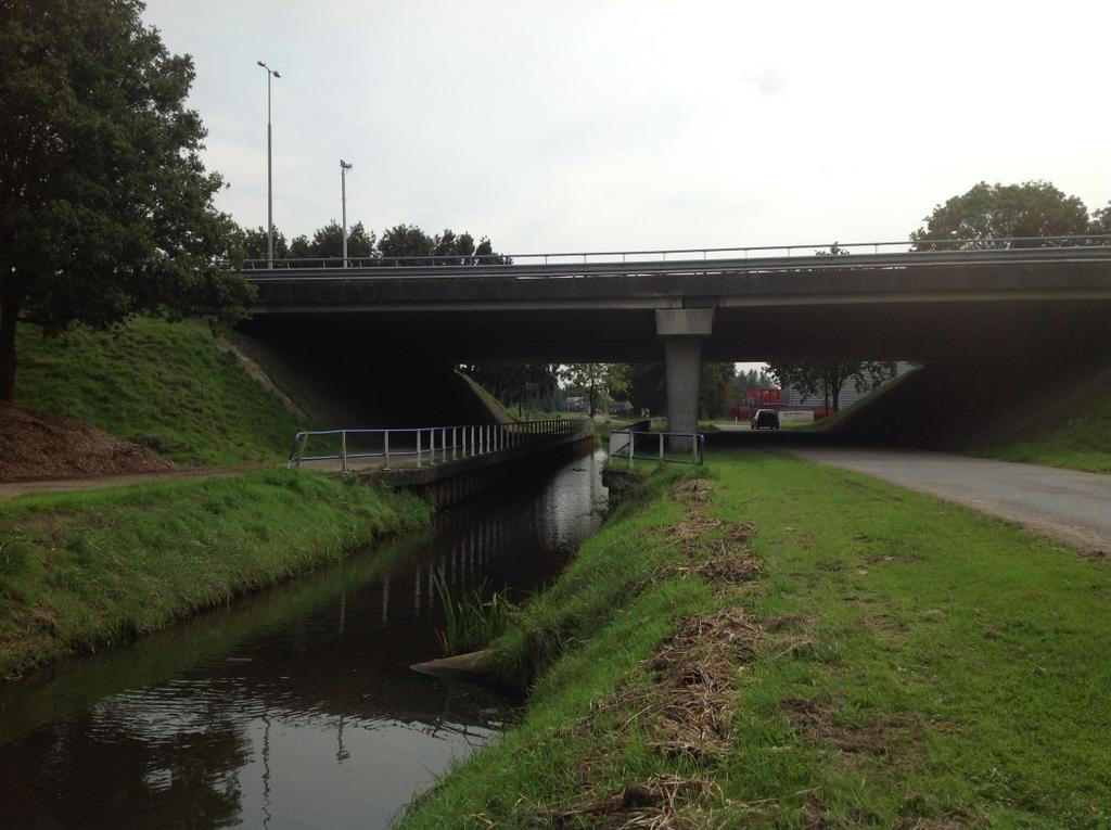 Het zicht vanaf de A1 op Bredenoord verbeteren.