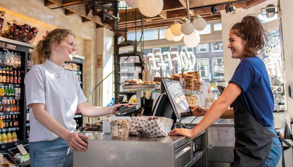 EETWINKEL VOOR GEZOND EN VERS STACH food weet wat lekker is; verse maaltijden, soepen, salades, broodjes, quiches, borrelhapjes, muesli, olie, jam, chocola, groentesapjes, nootjes en veel meer lokken