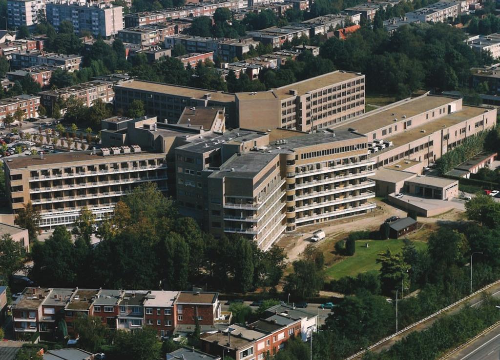 Campus Sint-Augustinus OVERZICHT PROJECTEN VANAF 1987 TOT HEDEN BOUWHEER GZA (Gasthuiszusters Antwerpen)vzw CONTACTPERSOON Dhr.