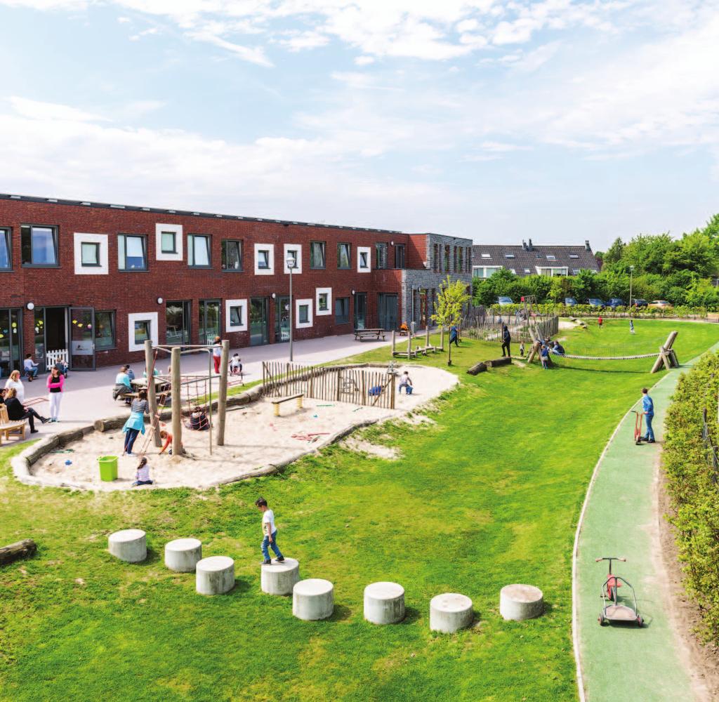 wurck architectuur stedenbouw landschap ZORGOMGEVING Het inrichtingsplan voor de buitenruimte van brede zorgschool De Cambier in sluit in drie richtingen aan bij de verschillende karakters van de