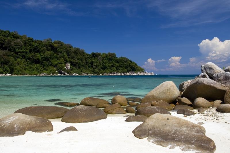 Dag 13: Pulau Perhentian Vrije dag. TIP: De Perenthian eilanden maken deel uit van het Terengganu Marine Park. Een beschermd gebied met een enorme hoeveelheid prachtige koraalsoorten.