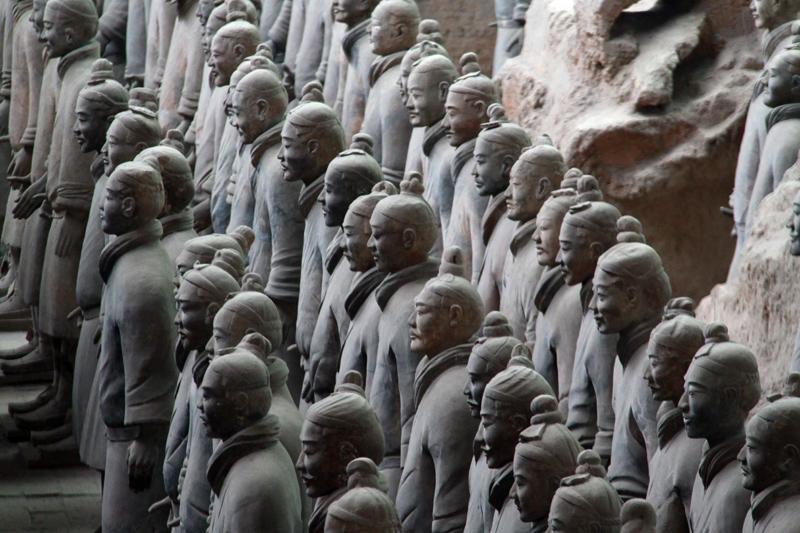 Tegenwoordig worden er weer veel leerlingen onderricht in o.a. (Zen-)meditatie en vechtsport. Het entreegeld voor het Shaolinklooster is inbegrepen.