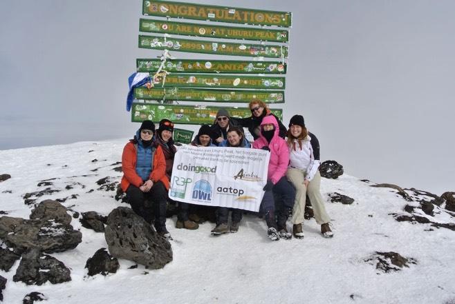 geschonken kan worden. Sinds 2014 organiseert Doingoood om het jaar een Kilimanjaro expeditie waarbij geld wordt opgehaald voor de goede doelen in ons Afrika.