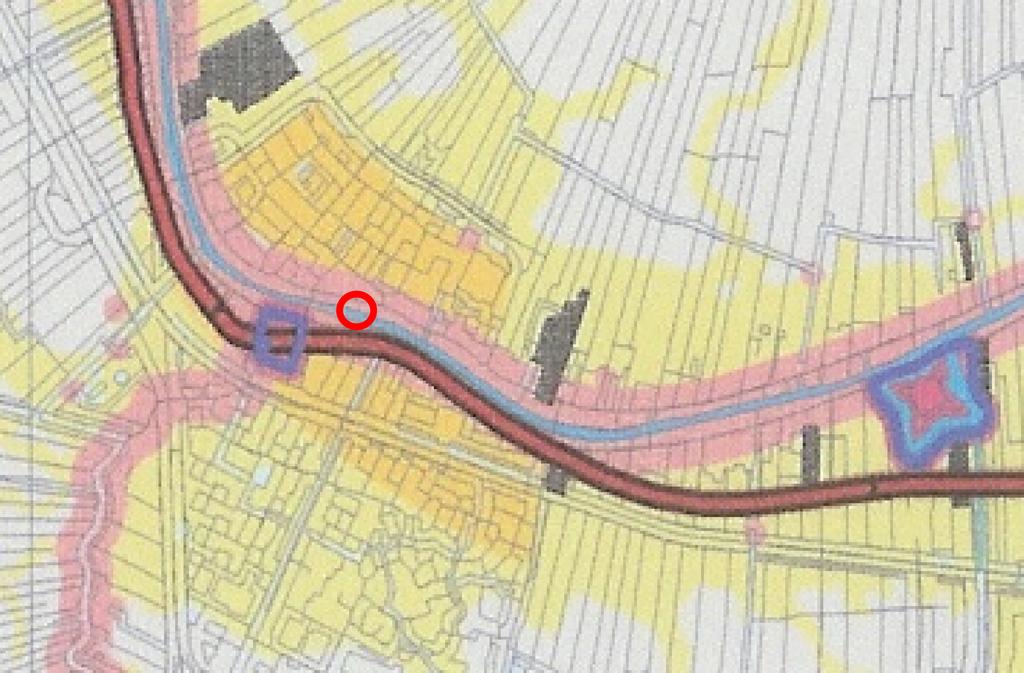 Geen van deze onderzoeken heeft archeologische vondsten opgeleverd. Op iets grotere afstand van het plangebied liggen ten noorden van het AMKterrein de waarnemingen 423908 en 414570.