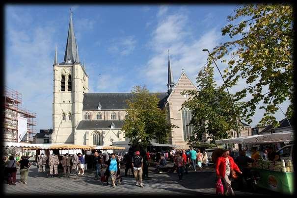 Marktbezoek dinsdag 21 augustus: Deze voormiddag wandelen we tot aan de markt.