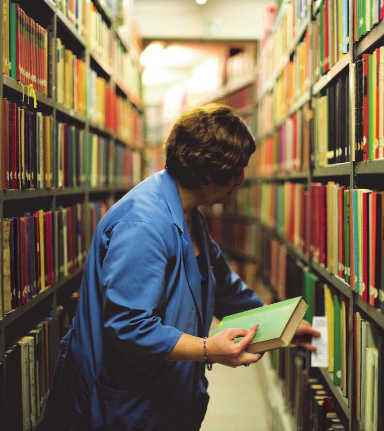 3 De ontwikkeling van duurzame kaderprogramma s vanuit pilootprojecten Voorbeeld van de ontwikkeling van een kaderprogramma Ontsluiting van middeleeuwse manuscripten Enkele erfgoedbibliotheken,