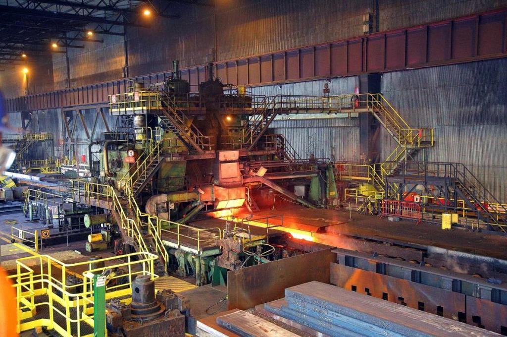 ΔS inzet z.fabriek / ton staal = 1,E-08. Eigentover Fabriek [kj/ K]. 6 1 staalfabriek Het ruwijzer en het schroot worden met de staalfabriek opgewerkt tot staal. C staalfabriek = 28.