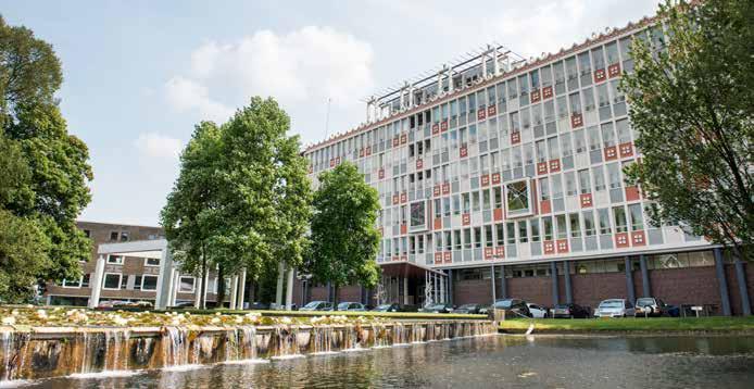 Velperweg e.o. 57 wijk Velperweg e.o. Arnhem Bevolking aantal inwoners aantal huishoudens % alleenstaanden % oud (% 65+) Arbeidsmarkt aantal bedrijfsvestigingen aantal banen 8.695 4.140 48% 20% 910 6.