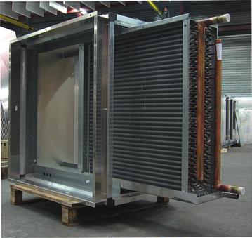 Warmwaterbatterijen Warmwaterbatterijen zijn standaard uitgevoerd in koper-aluminum. De aansluitingen van de warmtewisselaar kunnen intern of extern worden uitgevoerd.
