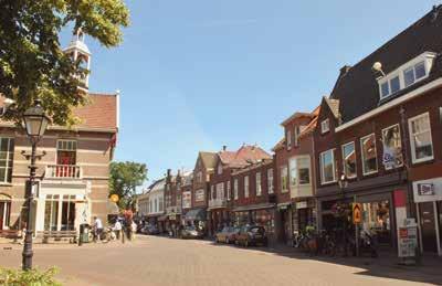 Samen met kernen als Aerdenhout, Bennebroek en Bloemendaal aan Zee behoort deze gemeente tot de rijkste van Nederland.