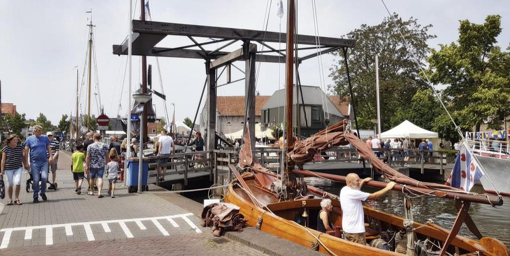 Het centrum van Meppel beschikt voor de juiste positie: een historisch binnenstad met smalle straten, grachten en pleinen.