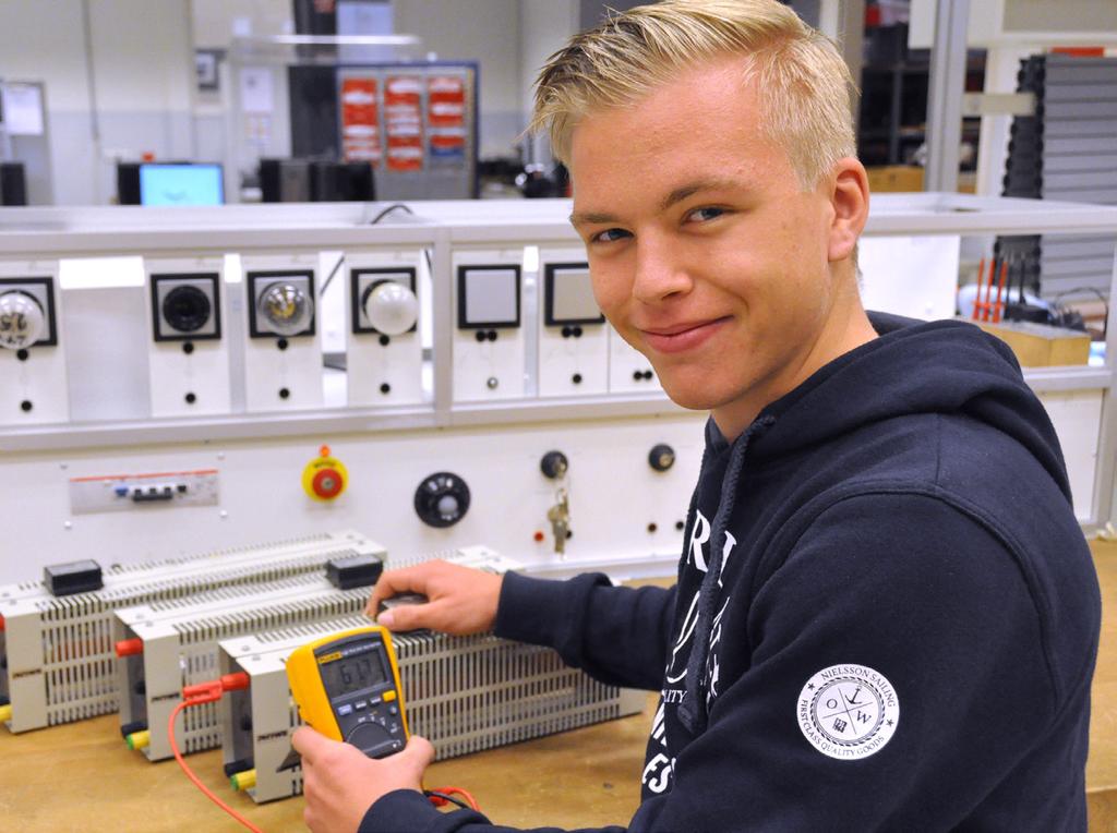 Het beste moment om de school met al je zintuigen te ervaren is tijdens de Open Dag op zaterdag 2 februari 2019. Dan bruist het gebouw aan de Muntelaar van de activiteiten. Tussen 11.00 en 15.