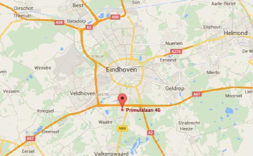 Naast het gebouw is een bushalte met een goede connectie met Eindhoven en beide treinstations.