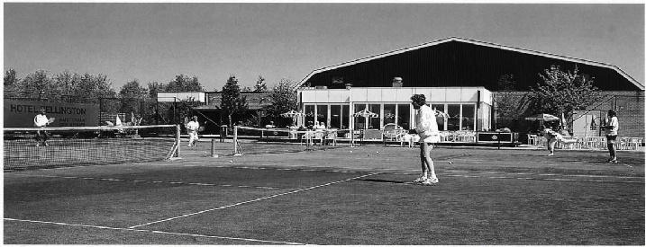 INFORMATIEBULLETIN / INSCHRIJFFORMULIER Tennis Vereniging NECKSLAG Onze vereniging heeft zijn domicilie in Tenniscentrum Neckslag.