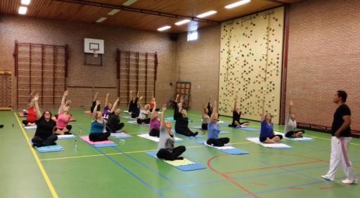 Kom gerust eens langs met uw kind. Pilates en Bootcamp Wij zijn trots dat de zeer ervaren, deskundige en enthousiaste Calixto Brouwn op donderdagavond de Pilates en Bootcamplessen verzorgt.