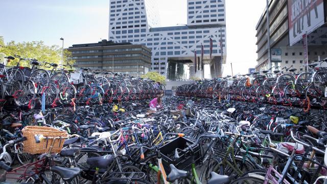 Aanleiding Amsterdam CS Utrecht CS