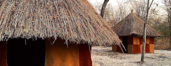 000 en zij ware de oorspronkelijke bewoners in het gebied dat nu sedert 1928 Hwange National Park