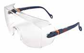 3M Overzetbril Halfrond ontwerp biedt een uitstekend gezichtsveld. Beschermt tegen gassen en dampen. Brede aanpasbare hoofdband. Flexibele neusbrug. Past over de meeste correctiebrillen.