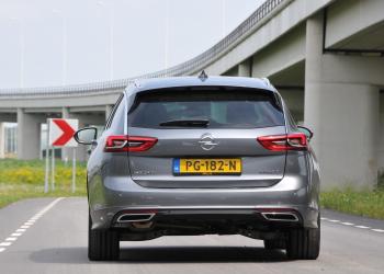 Conclusie Compacte Opels onderscheiden zich door voorzieningen aan te bieden uit een hoger segment.