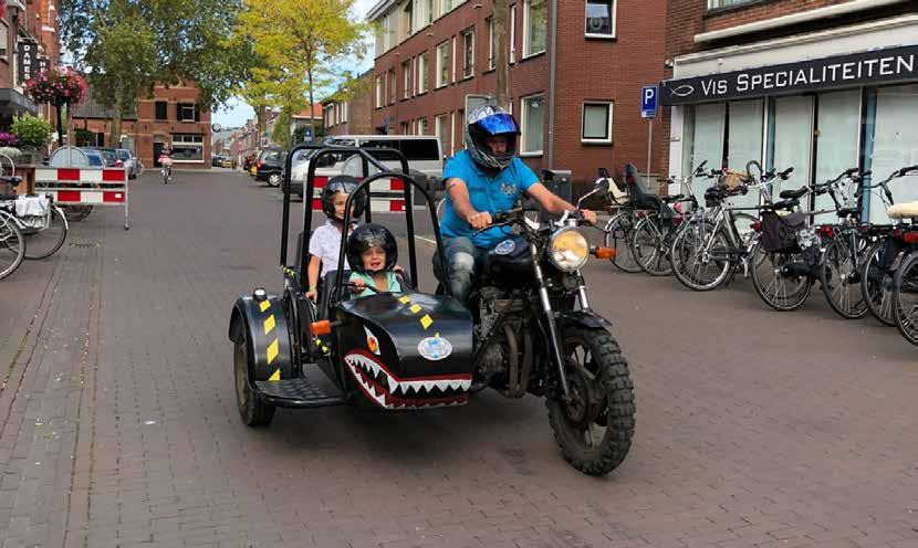 Doelstelling, beleid, visie, strategie is een stichting waar door stoere vrijwilligers van het type ëruwe bolster, blanke pití speciale zijspannen worden gebouwd.