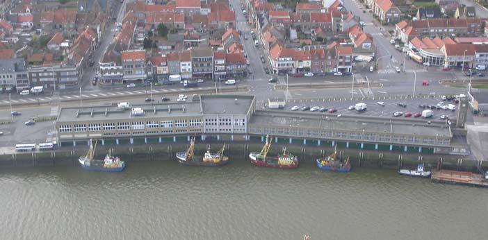 Foto 3: haven Nieuwpoort In Nieuwpoort omvatten de gemijnde hoeveelheden 325 ton. Kabeljauw, tong, schol en garnaal zijn er de voornaamste soorten met een aanvoer van resp.