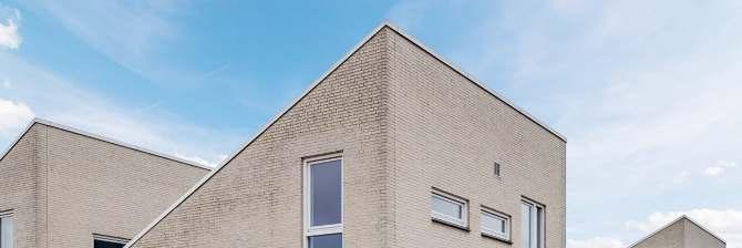 Veldhoven (d Ekker) Don Boscostraat 2 Op gewilde en rustige locatie gelegen, op loopafstand van het City Centrum,