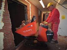 RENOVATIESLOOP Renovatie Erasmusheem te Haren Goede communicatie met alle betrokkenen is van essentieel belang als een bouwwerk gedeeltelijk verwijderd wordt.