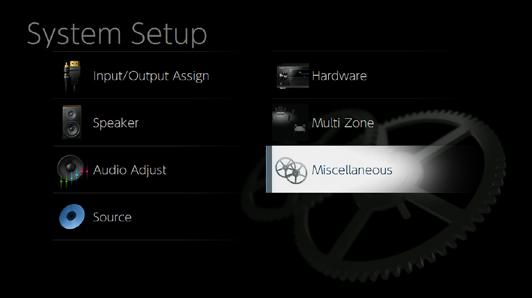 6. Selecteer "System Setup" - "Miscellaneous" - "Firmware Update" - "Update via USB" met de cursorknoppen en druk u op ENTER. eigen voeding heeft.