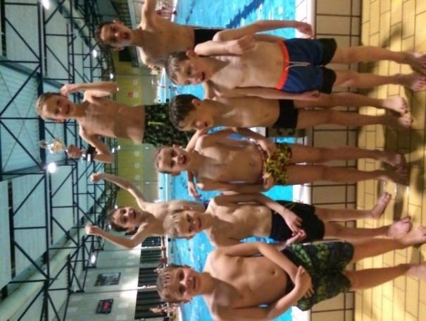Waterpolo kampioenen! Het jaarlijkse kampioenschap waterpolo voor de groepen 4, 5 en 6 van alle basisscholen van Breda heeft weer plaatsgevonden. Er was vanuit alle drie de groepen een grote animo.