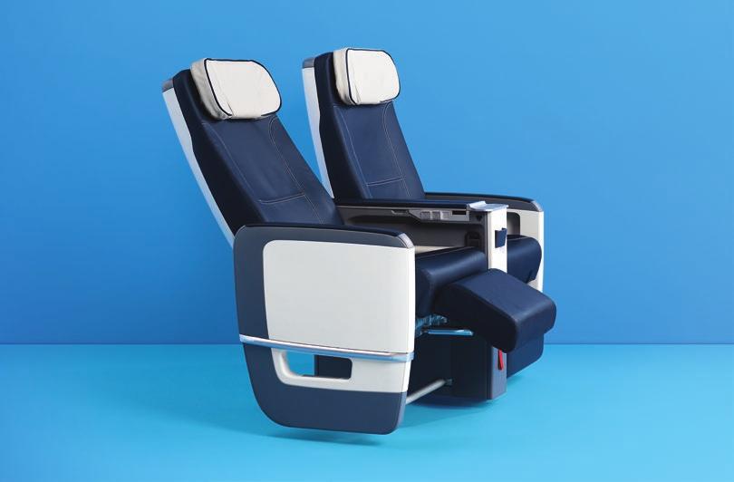 Club Class Passagiers in Club Class kunnen ontspannen in een exclusieve cabine met ruime en comfortabele stoelen en genieten van een persoonlijke service.