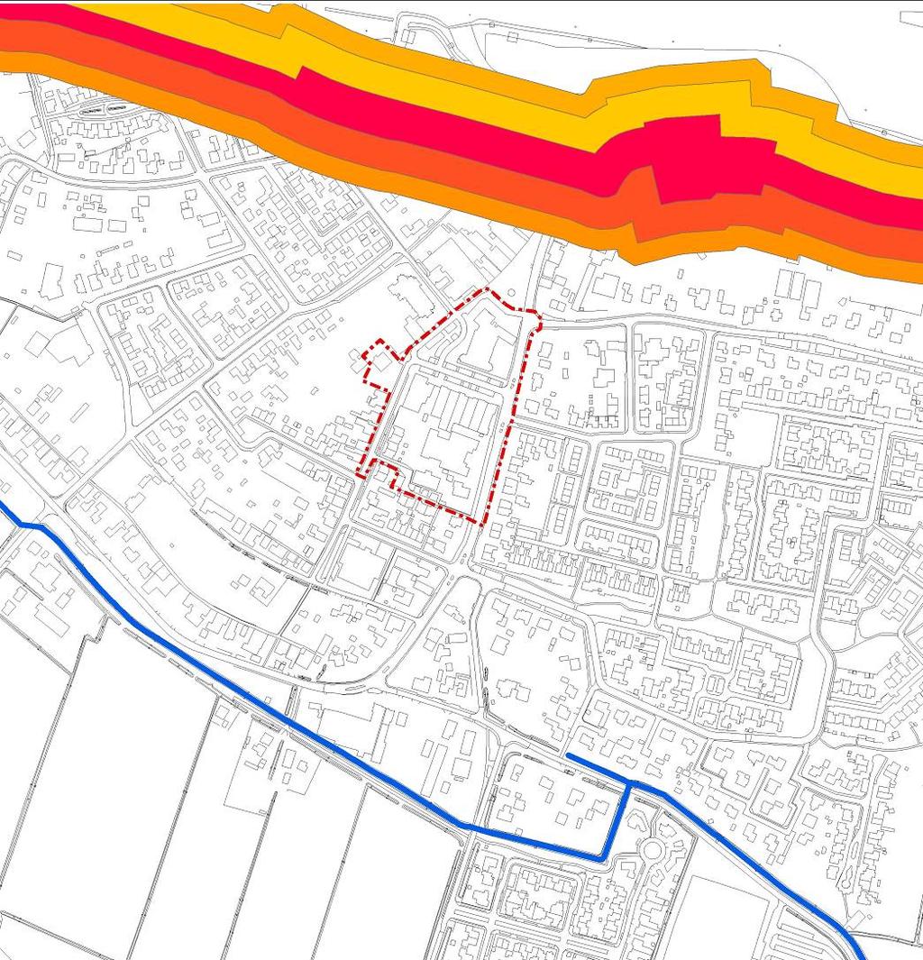 2.6 Waterkering Op onderstaande figuur is de ligging van de waterkering langs de Maas bij Lith weergegeven. Op de figuur is de kernzone, de beschermingszone en buitenbeschermingszone te zien.