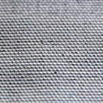 De Premium tapijtpool is gemaakt van een gedraaide nylon 6.6 vezel. Deze veerkrachtige vezel is in staat loszittend vuil te verwijderen. Het vuil zakt daarbij naar de bodem waar het uit zicht blijft.