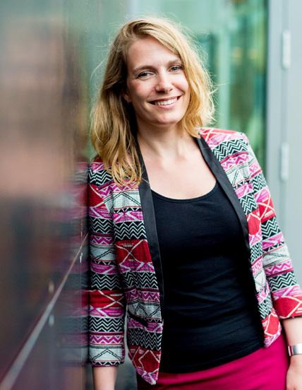 Over de auteurs Dr. Nadja Jungmann is lector Schulden en incasso aan Hogeschool Utrecht, verkozen tot de lector van het jaar 2017.